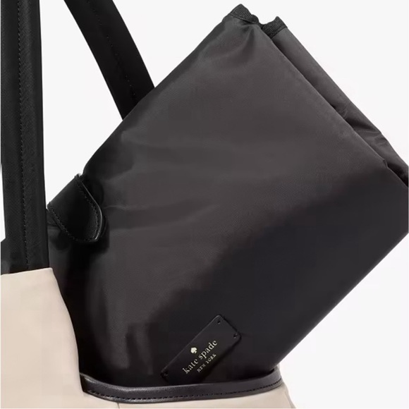 ♠️kate spade Chelsea Nylon Baby Bag, Warm Beige NWT - Picture 6 of 14